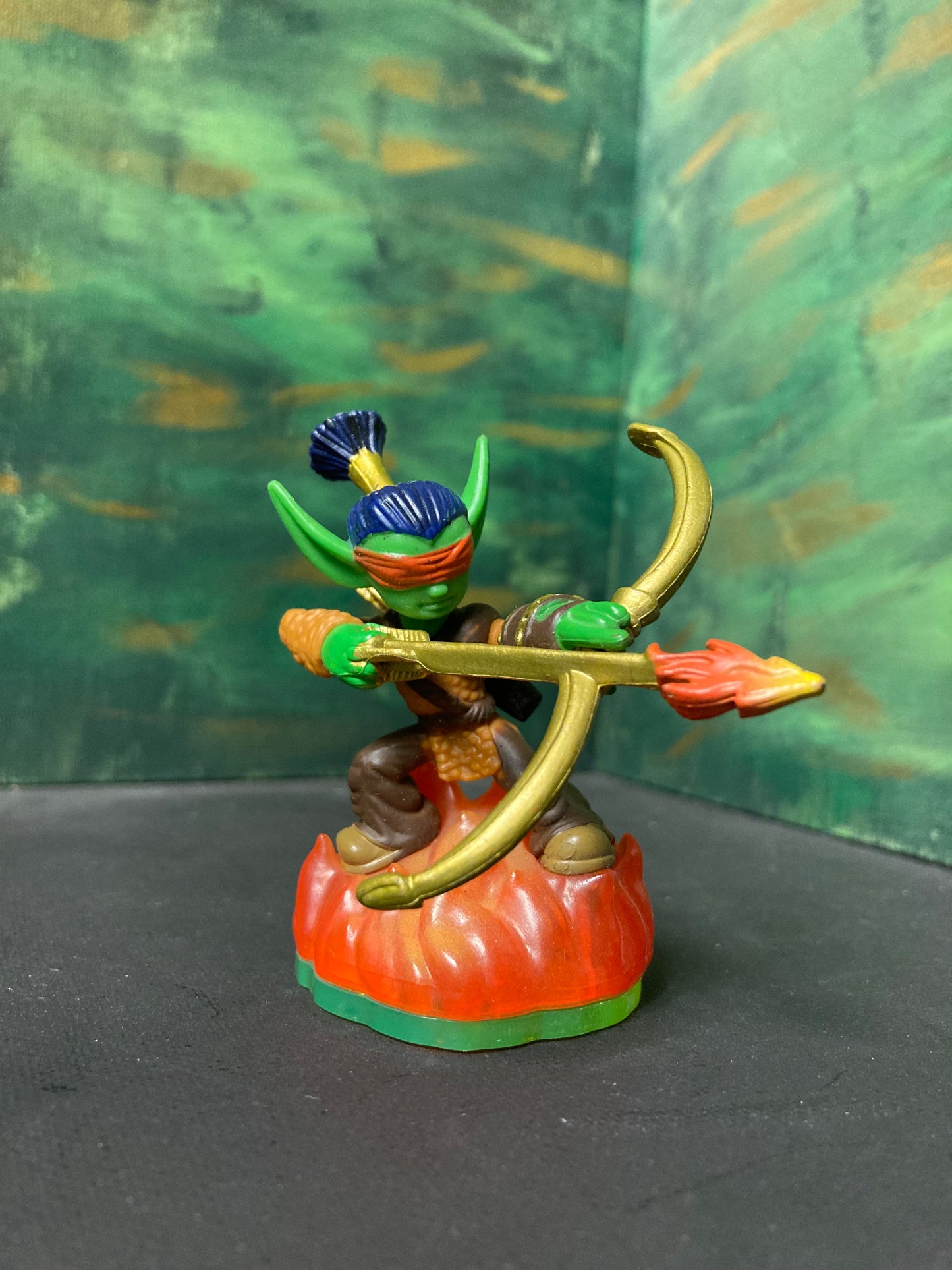 Flameslinger Skylander