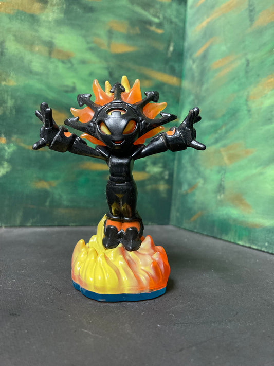 Smolderdash (LightCore) Skylander